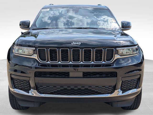 2025 Jeep Grand Cherokee Laredo X photo 6
