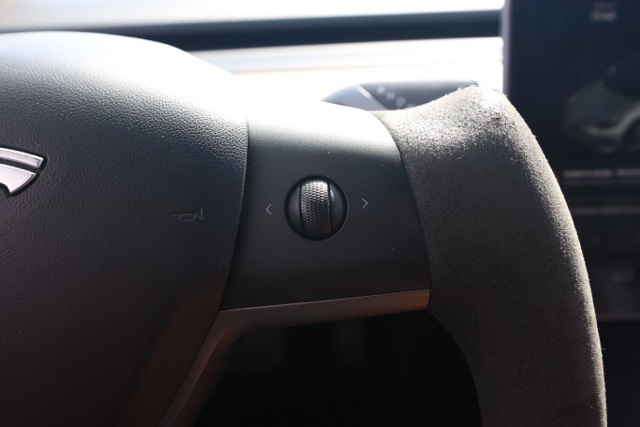 2020 Tesla Model 3 Standard Range Plus photo 23