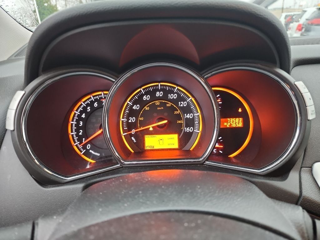 2010 Nissan Murano LE's photo