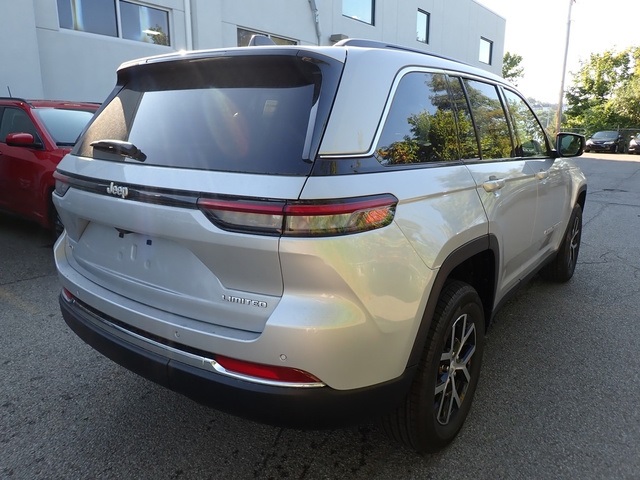 2025 Jeep Grand Cherokee Limited photo 5