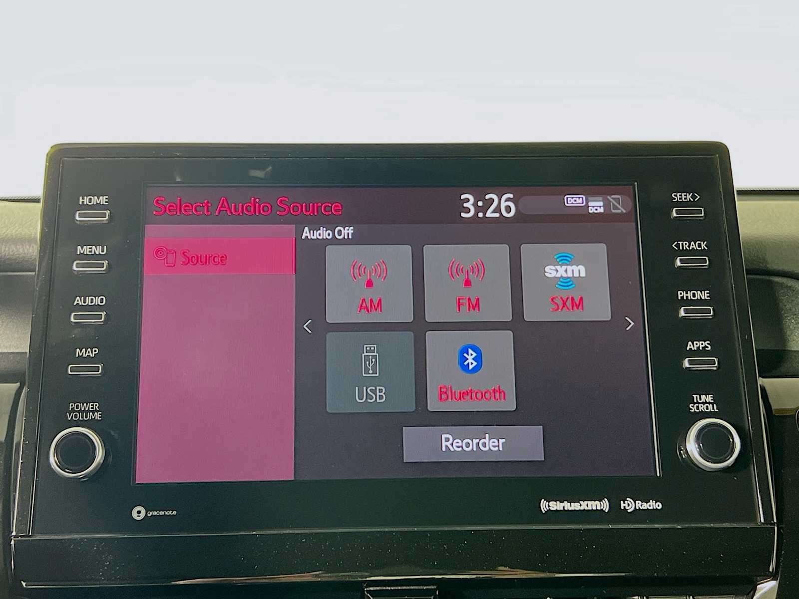 2022 Toyota Camry XLE photo 13
