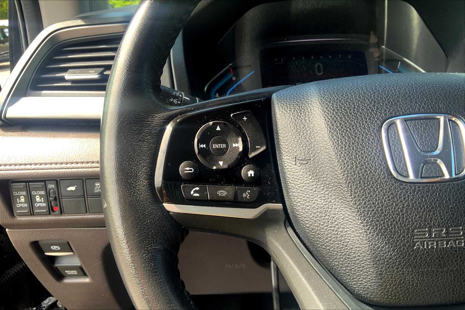 2020 Honda Odyssey EX-L photo 23
