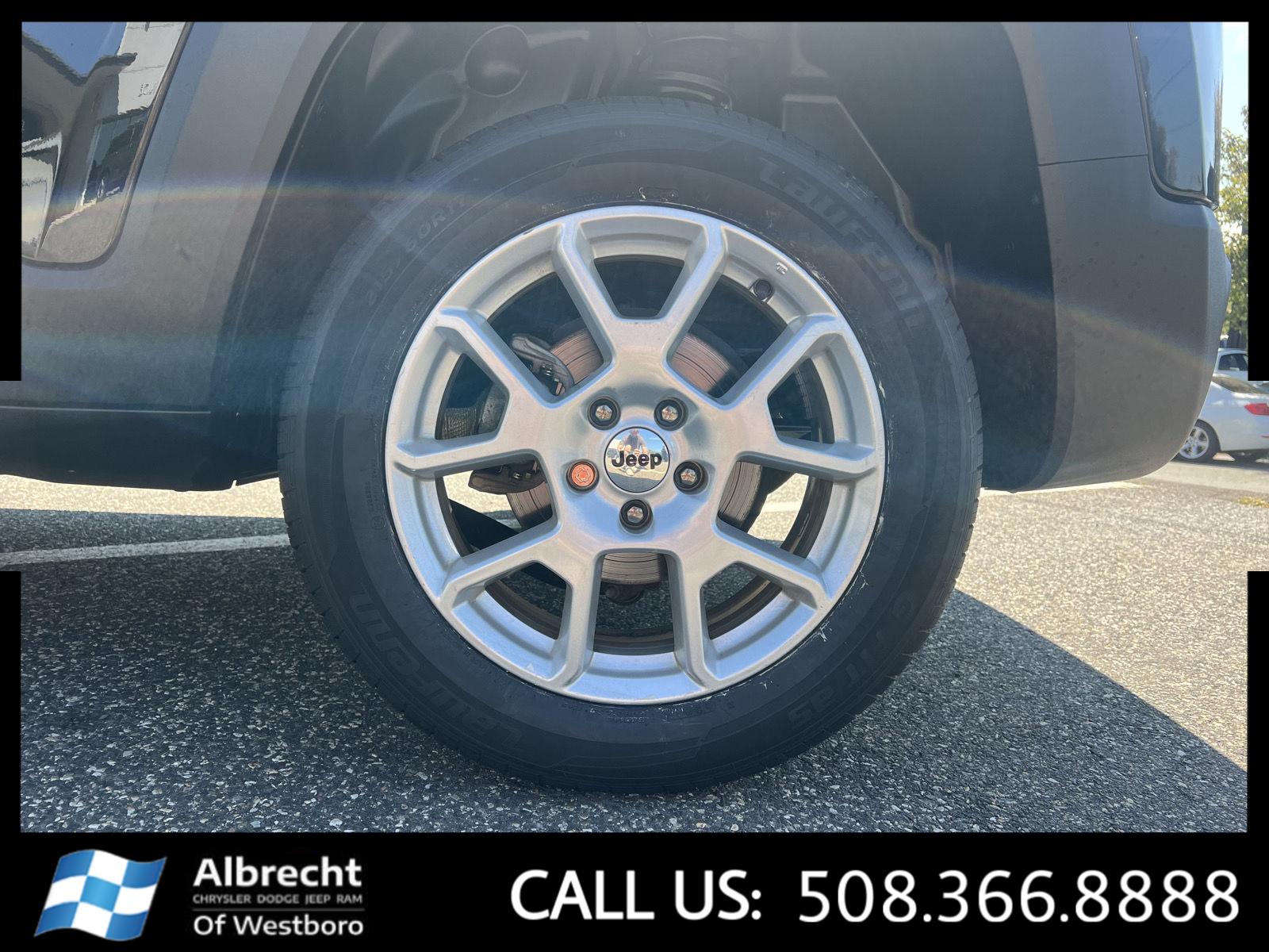2022 Jeep Renegade Latitude photo 30