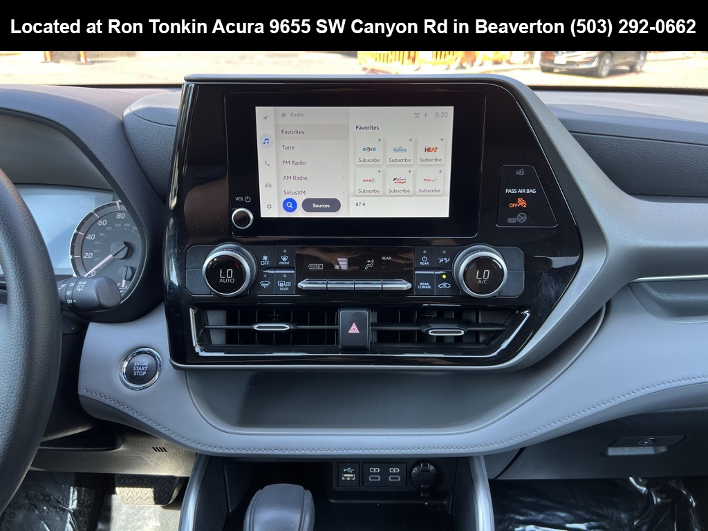 2023 Toyota Highlander L photo 18