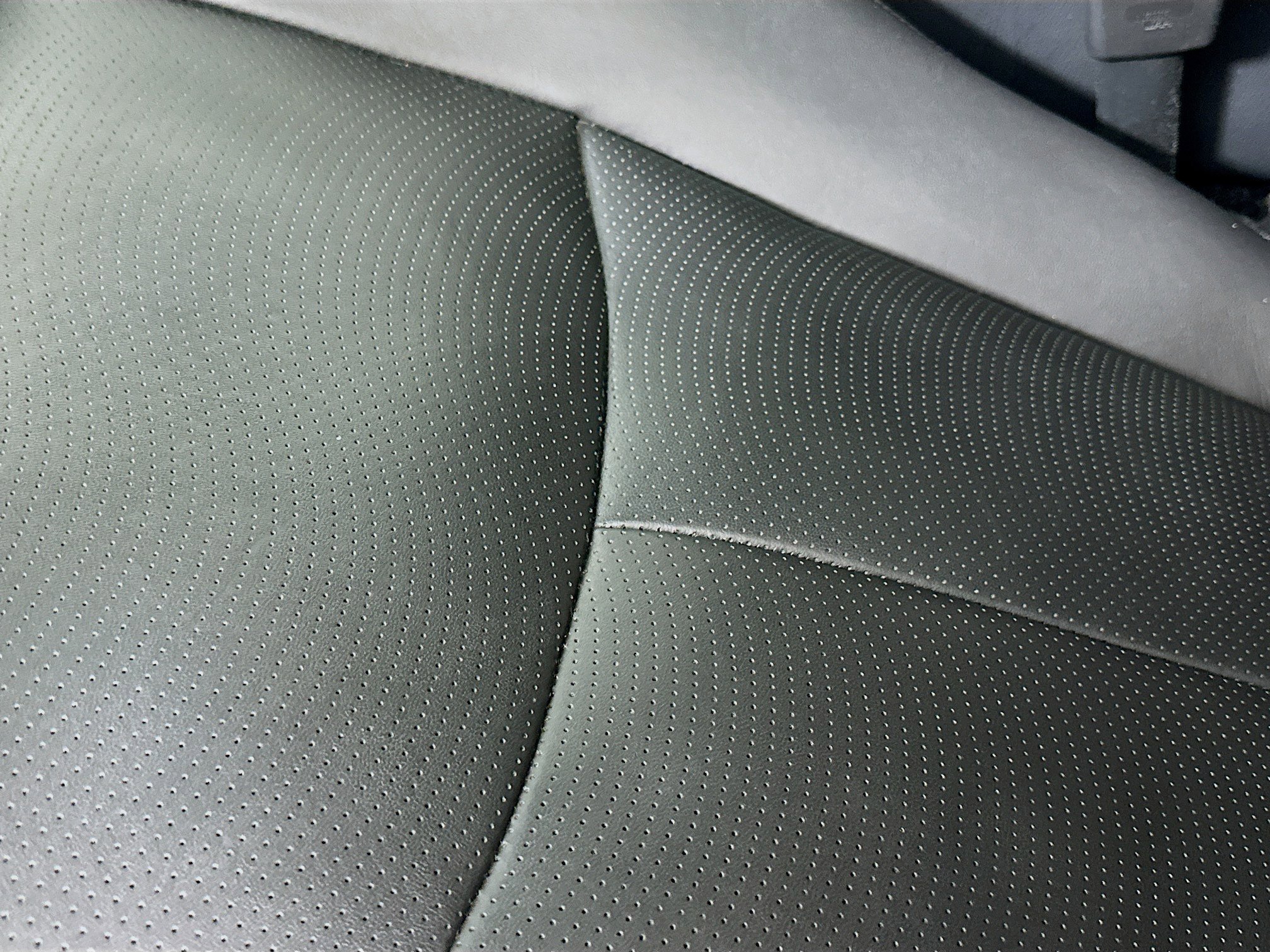 2017 Infiniti Q70 photo 23