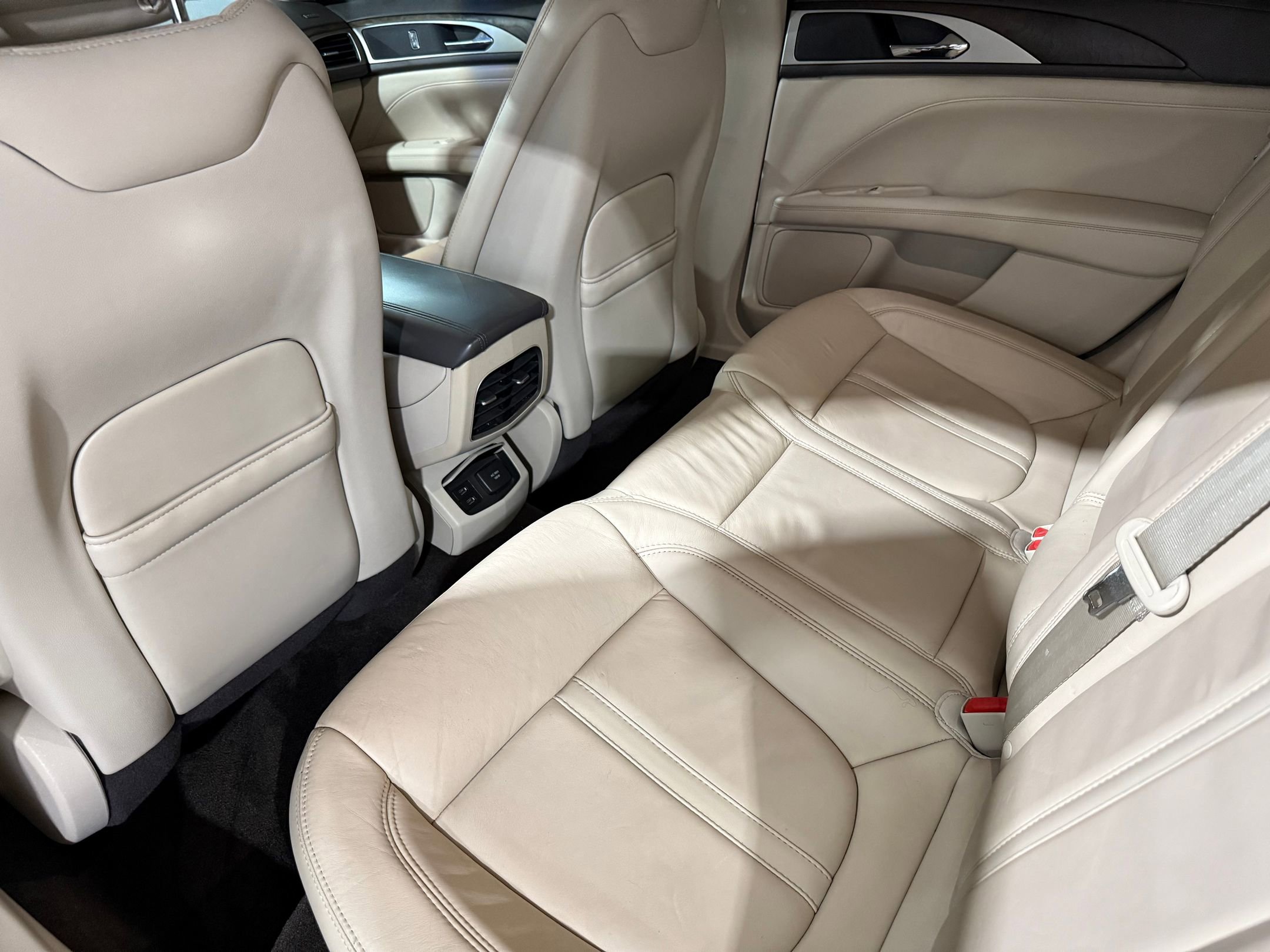 2017 Lincoln MKZ Select photo 29