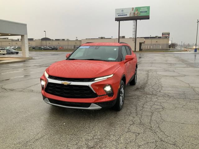 2023 Chevrolet Blazer 2LT photo 2