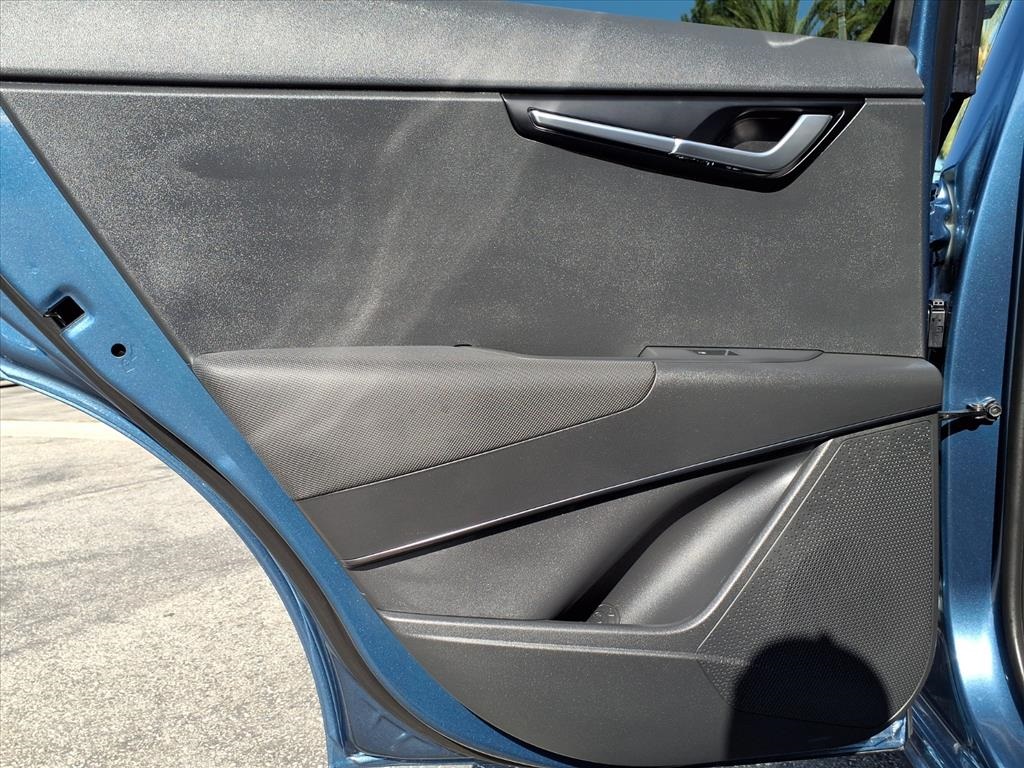 2025 Kia Niro EX photo 23