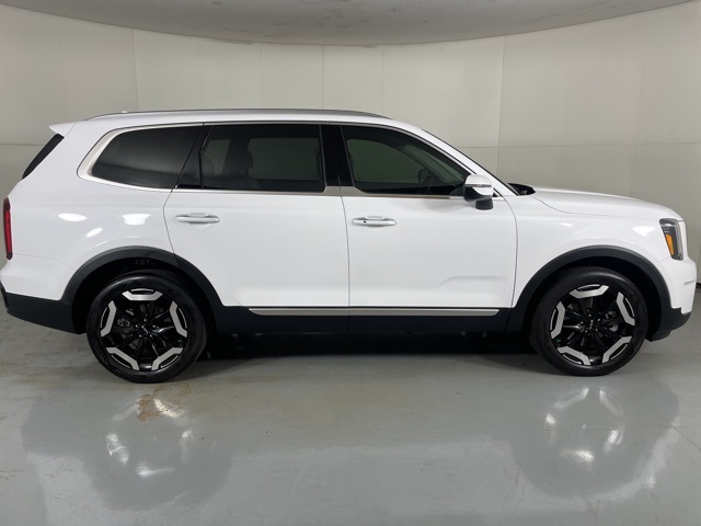 2023 Kia Telluride S photo 4
