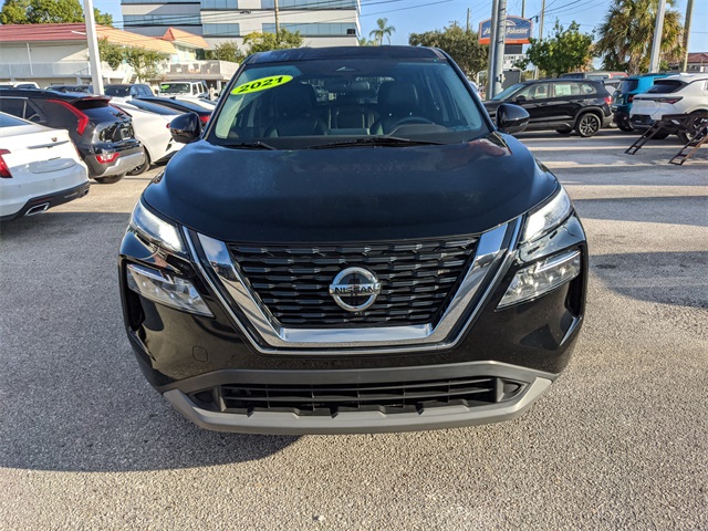 2021 Nissan Rogue SV photo 3