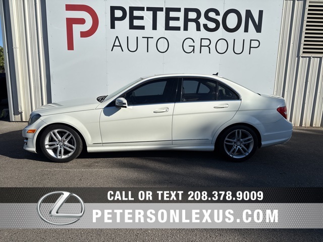 2012 Mercedes Benz C 300 4MATIC photo 6