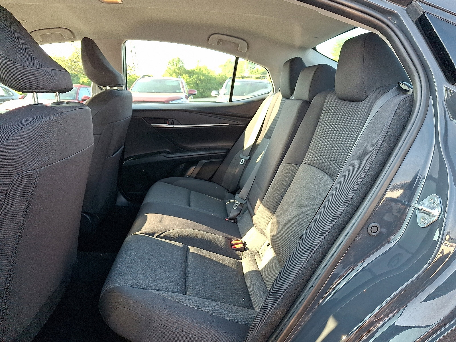 2025 Toyota Camry LE photo 8