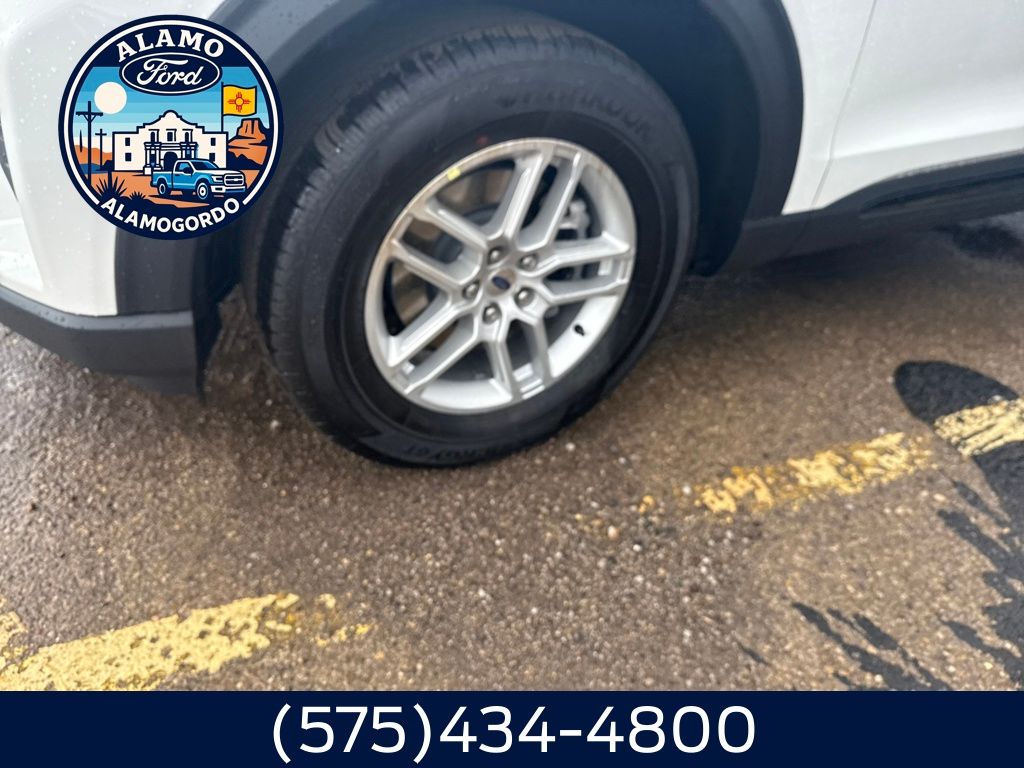 2026 Ford Explorer Active's photo