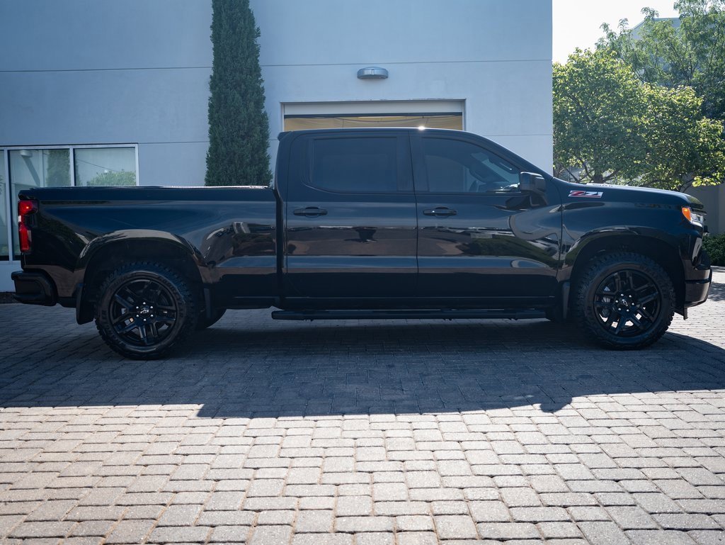 2024 Chevrolet Silverado 1500 RST photo 11