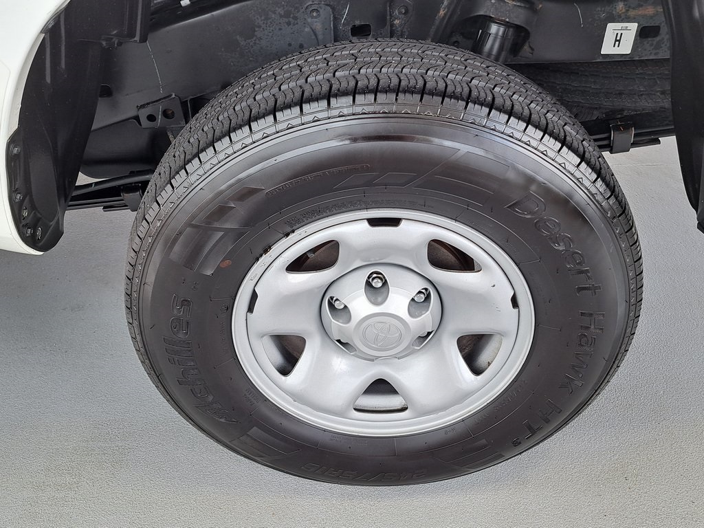 2023 Toyota Tacoma SR photo 29