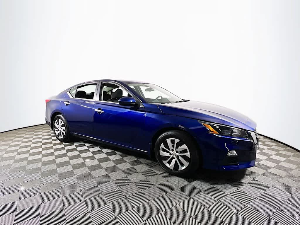 2022 Nissan Altima 2.5 S photo 3