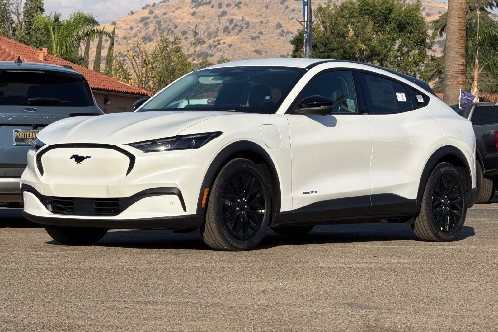 2025 Ford Mustang Mach-E Select photo 6