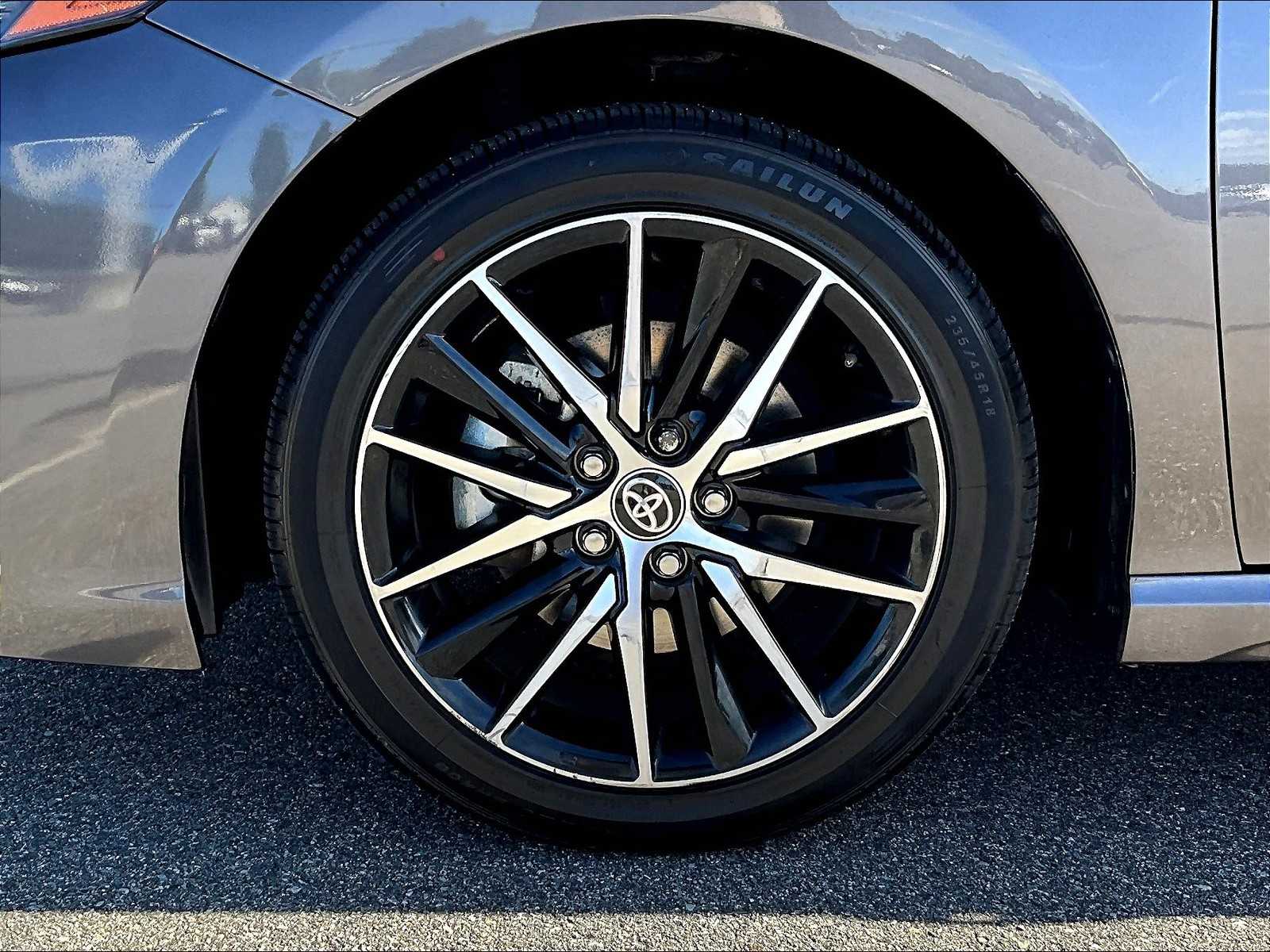 2023 Toyota Camry SE photo 7
