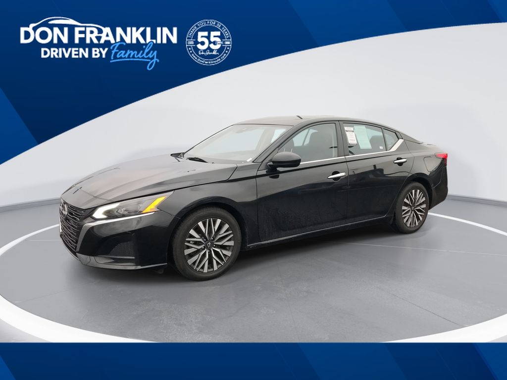 2024 Nissan Altima SV