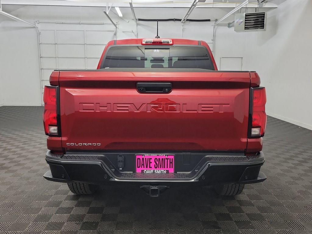 2025 Chevrolet Colorado Z71 photo 8