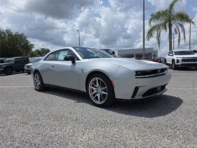 2024 Dodge Charger R/T Scat Pack photo 2