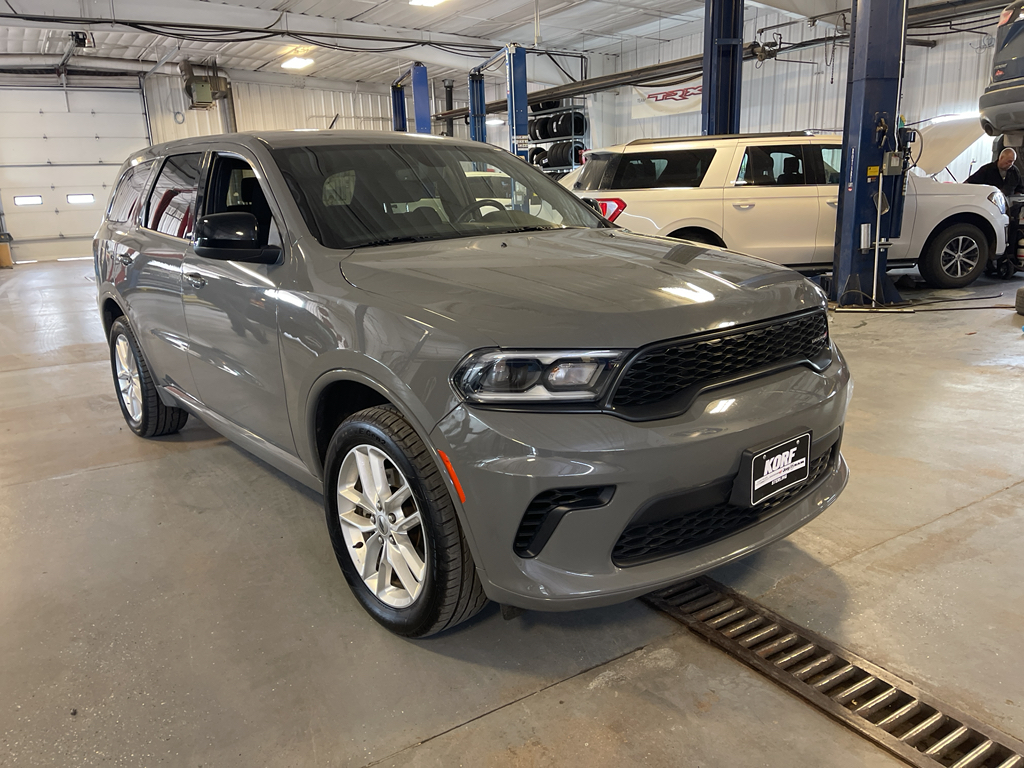 2023 Dodge Durango GT photo 3