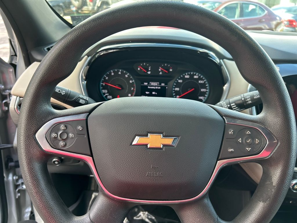 2022 Chevrolet Traverse LS photo 27