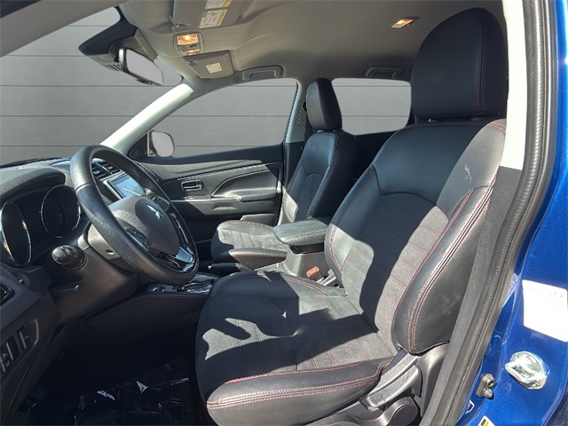 2024 Mitsubishi Outlander Sport ES LE SE photo 10