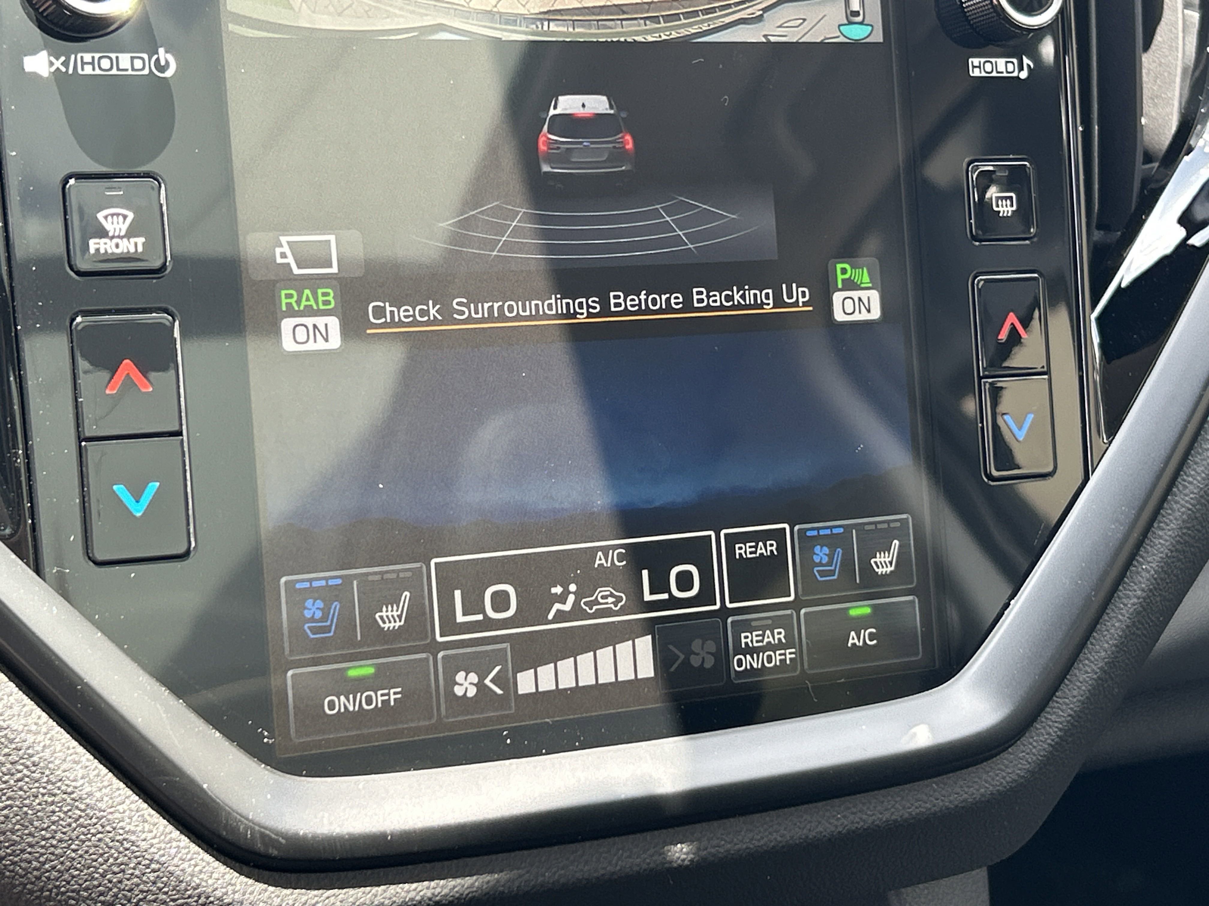 2025 Subaru Ascent Onyx Edition Touring photo 8