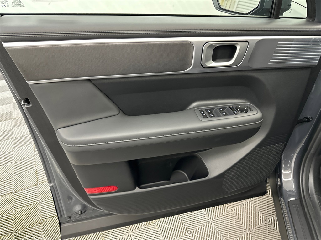 2026 Hyundai Santa Fe SEL photo 11