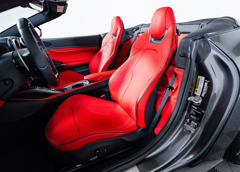 2023 Ferrari Portofino Base photo 22