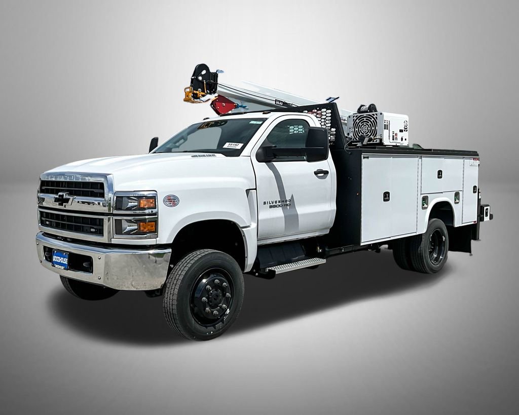 2024 Chevrolet Silverado 4500 Medium Duty Chassis Cab Work Truck's photo
