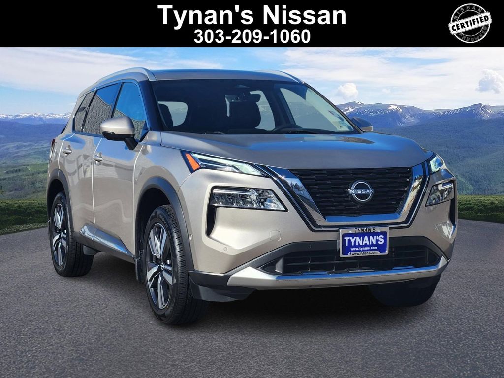 2023 Nissan Rogue Platinum's photo