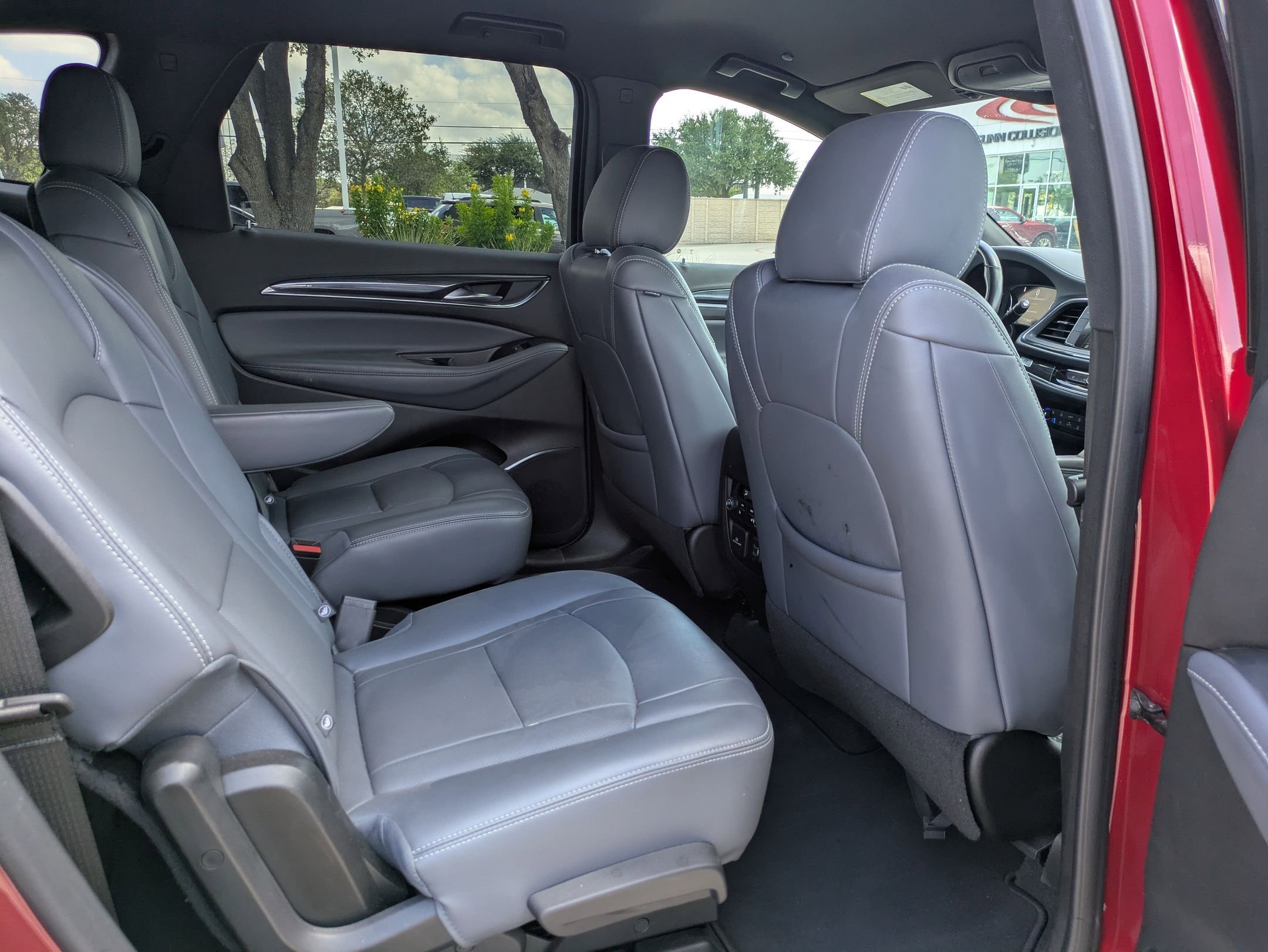 2024 Buick Enclave Premium photo 26