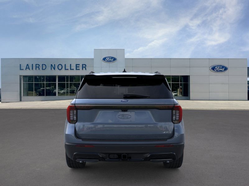 2025 Ford Explorer ST-Line photo 3