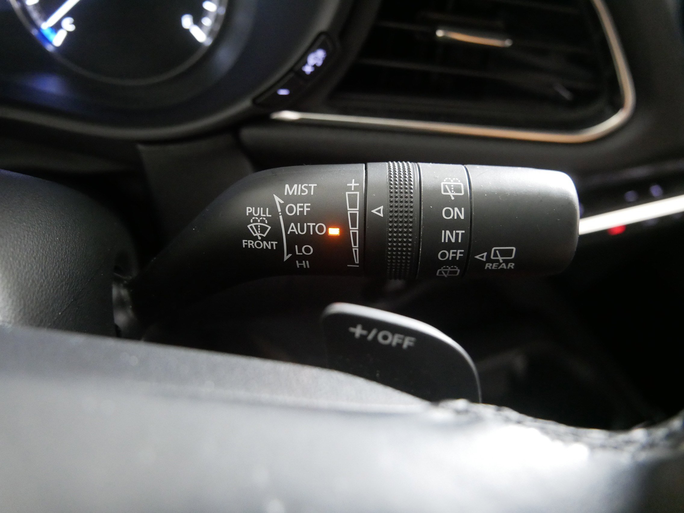 2023 Mazda CX-30 2.5 S Premium photo 28