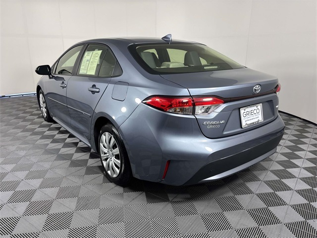 2022 Toyota Corolla LE photo 5