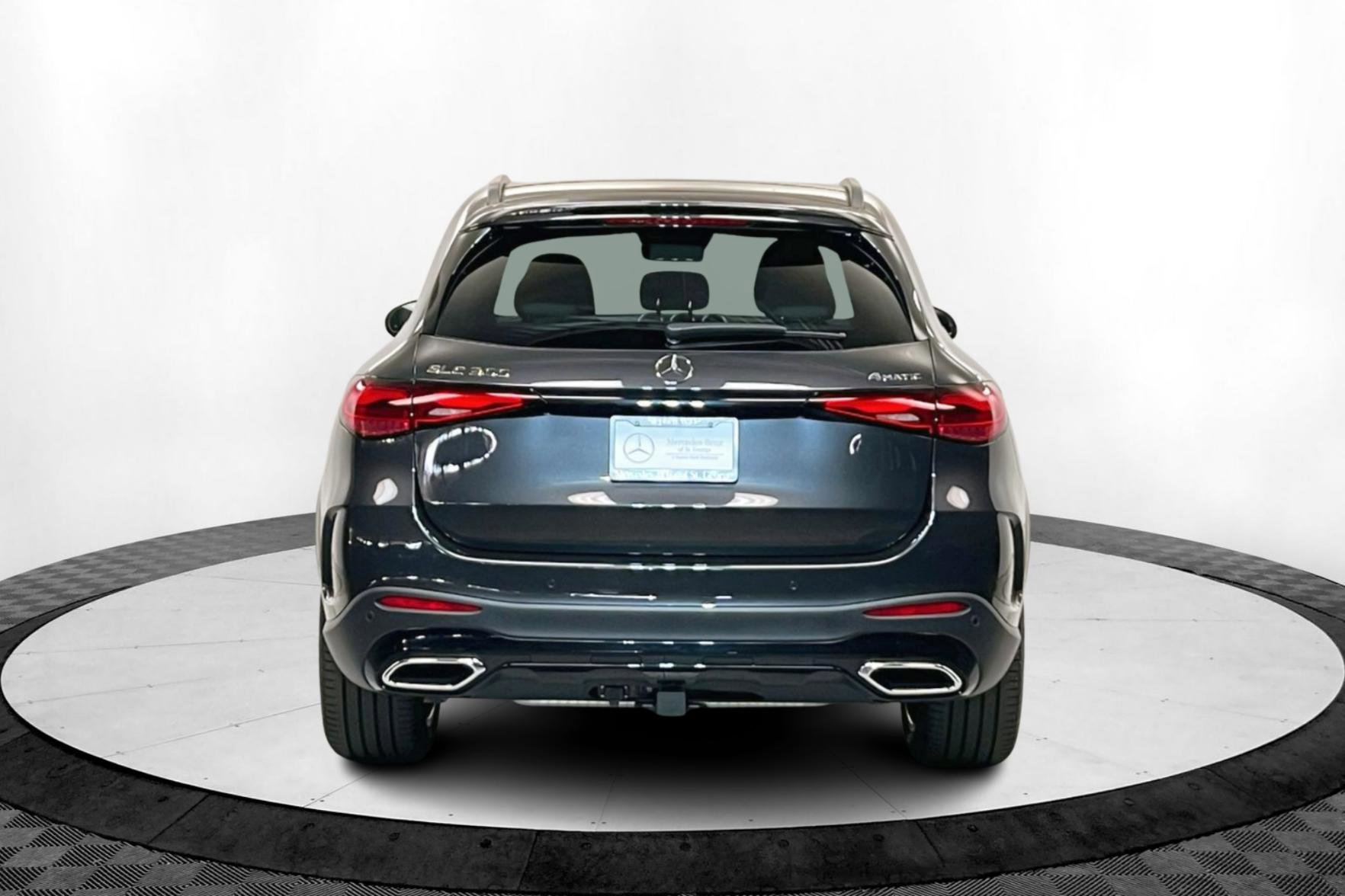 2026 Mercedes Benz GLC 300 4MATIC photo 4