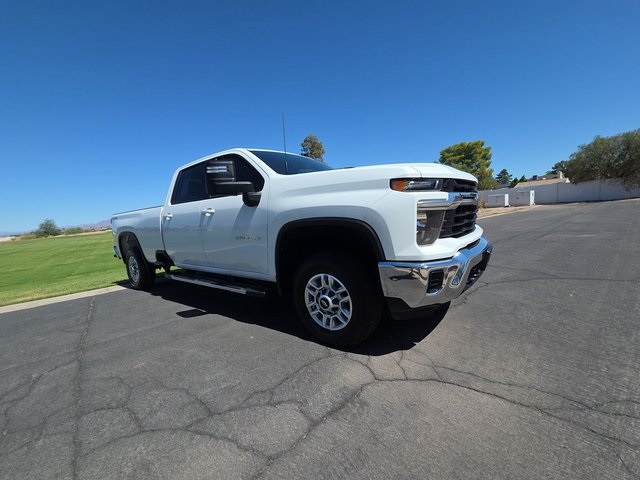 2024 Chevrolet Silverado 2500HD LT's photo
