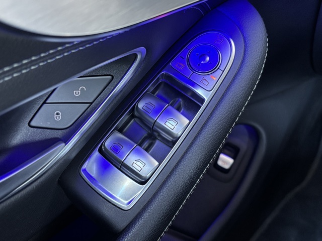 2023 Mercedes Benz C 300 photo 26