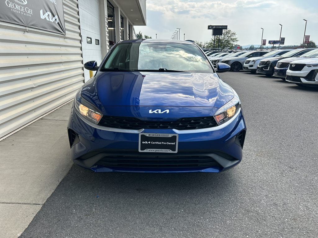 2024 Kia Forte LXS photo 2