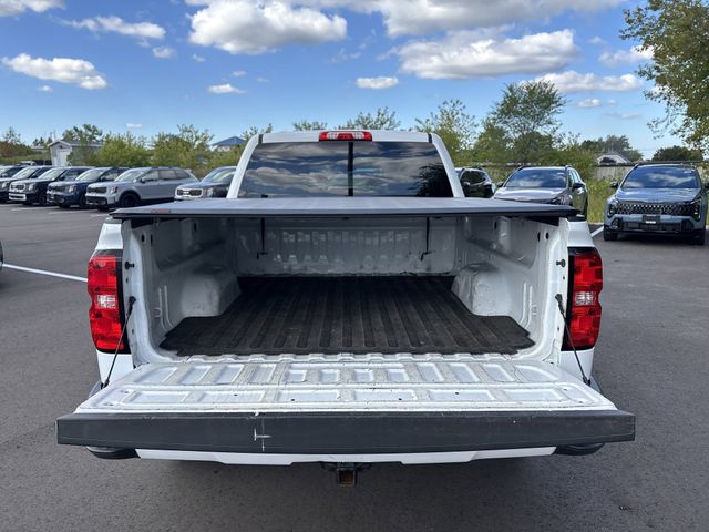 2017 Chevrolet Silverado 1500 LT photo 13