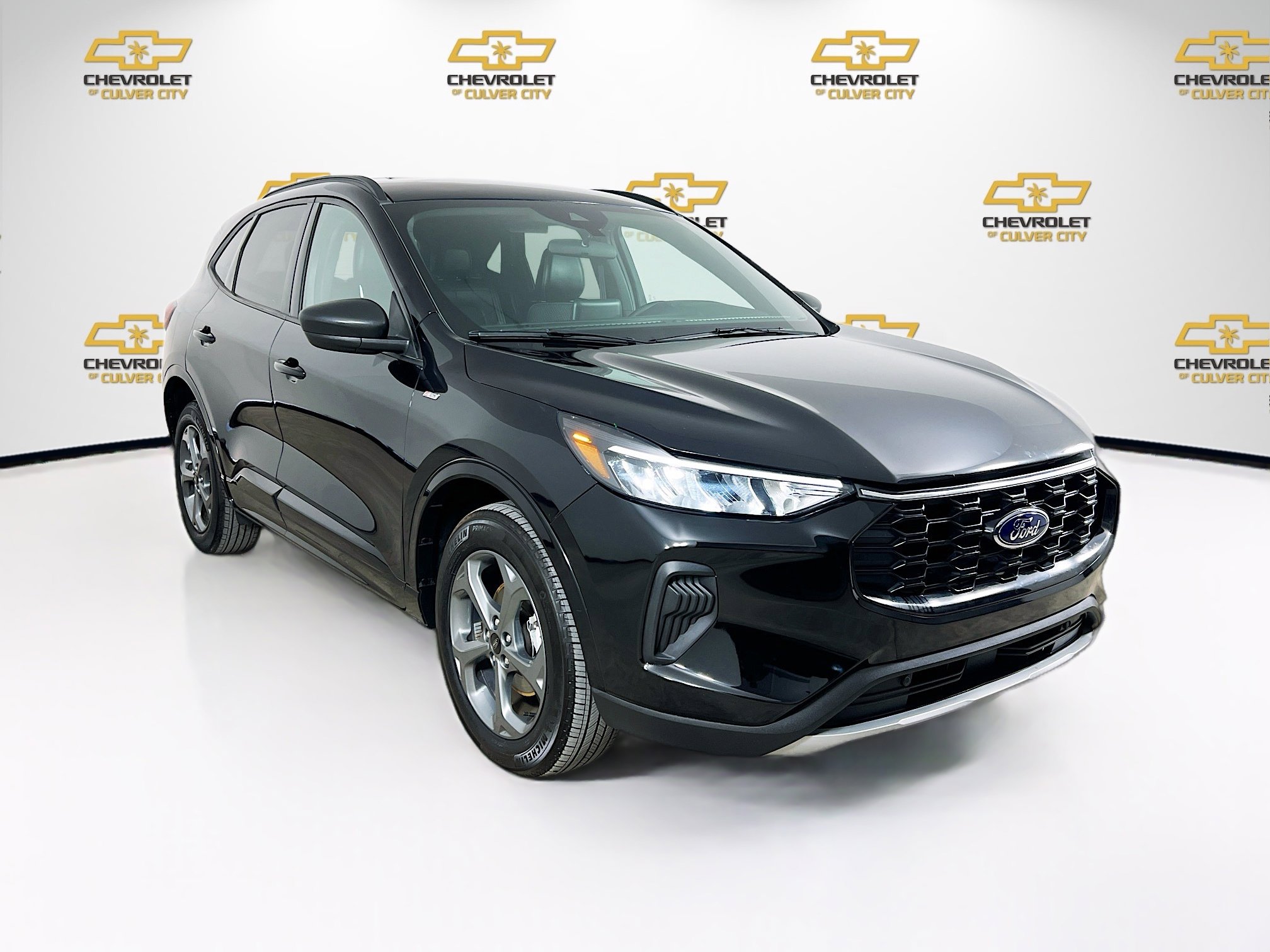 2023 Ford Escape ST-Line's photo