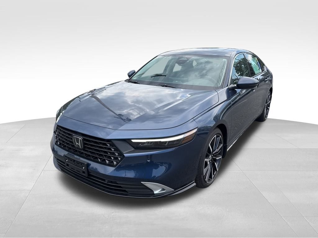 2025 Honda Accord Hybrid Touring photo 3