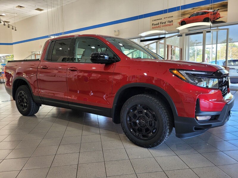 2025 Honda Ridgeline Sport photo 3