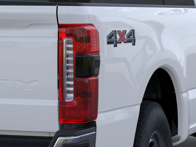 2025 Ford F-250 photo 7