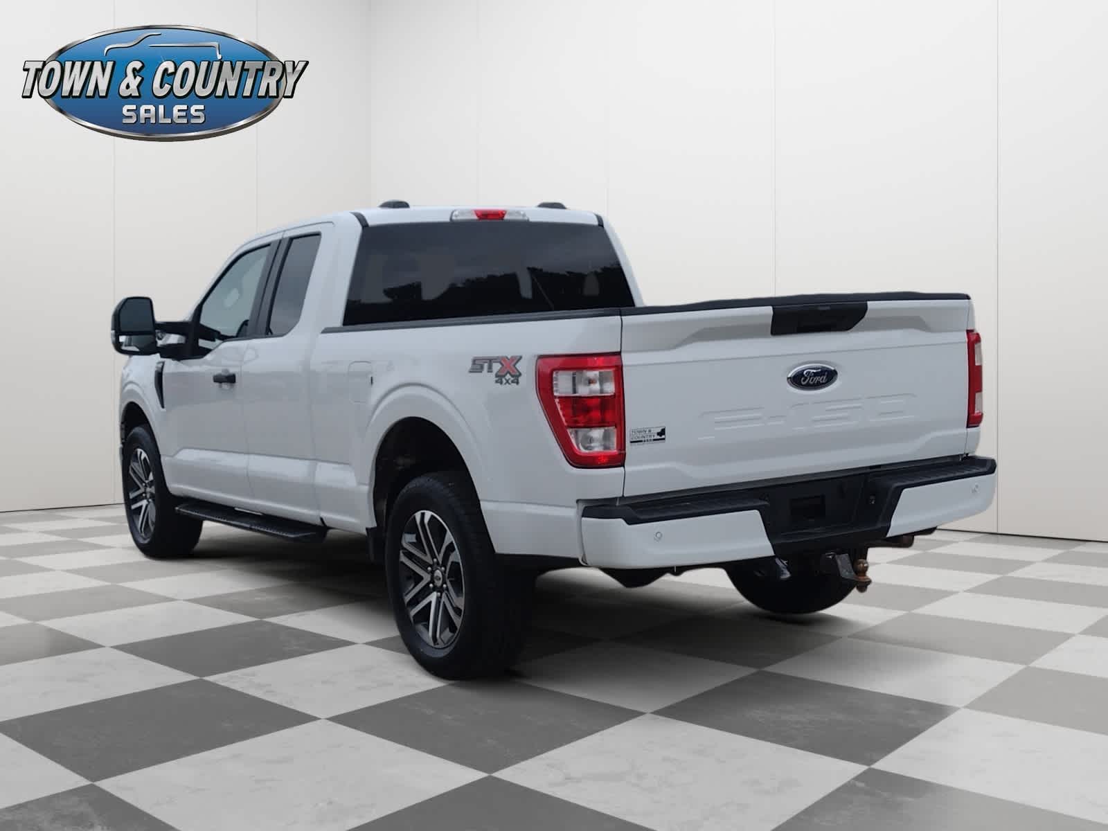 2022 Ford F-150 XL photo 5