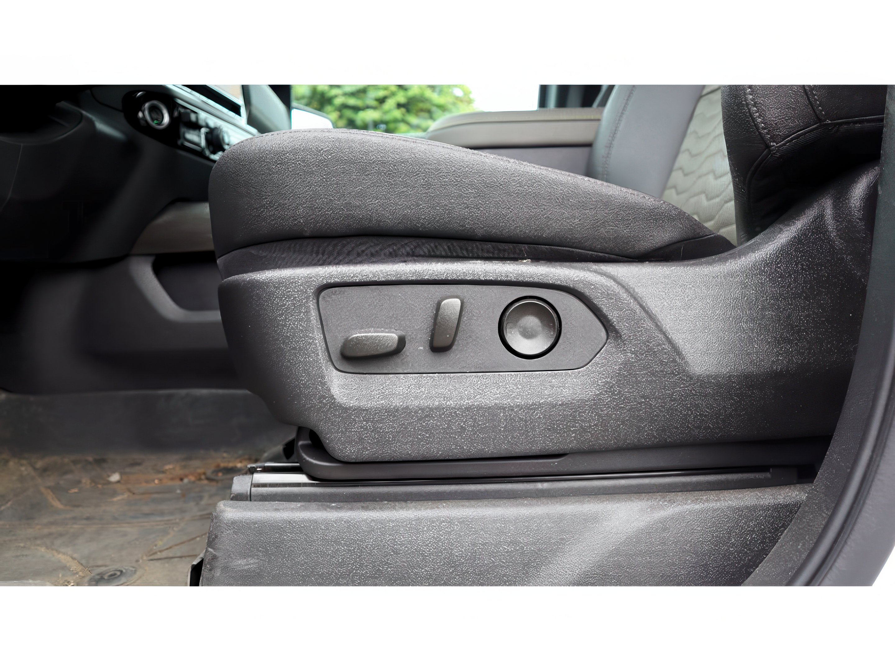 2023 Chevrolet Silverado 1500 ZR2 photo 10