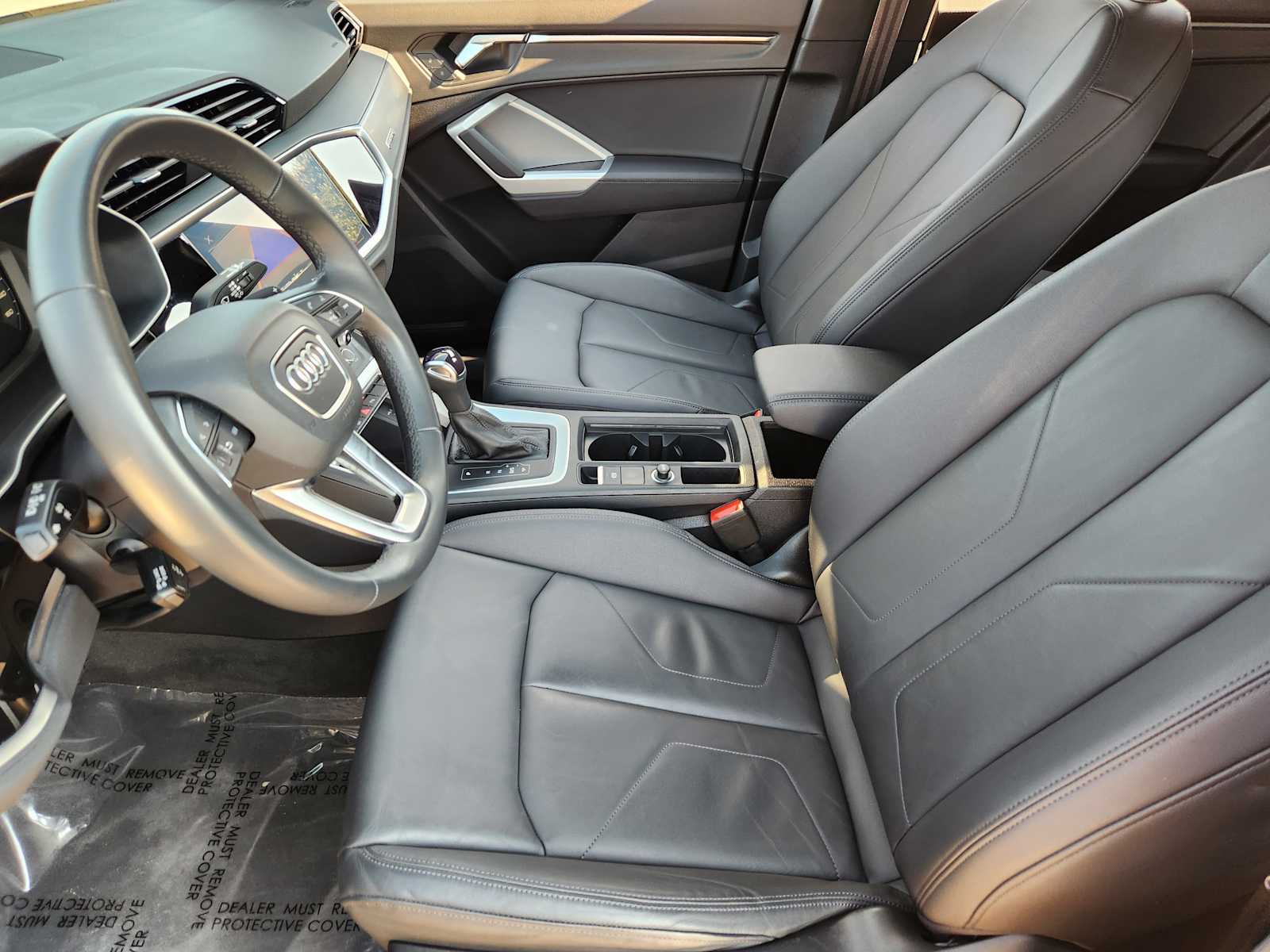 2023 Audi Q3 S line Premium photo 4