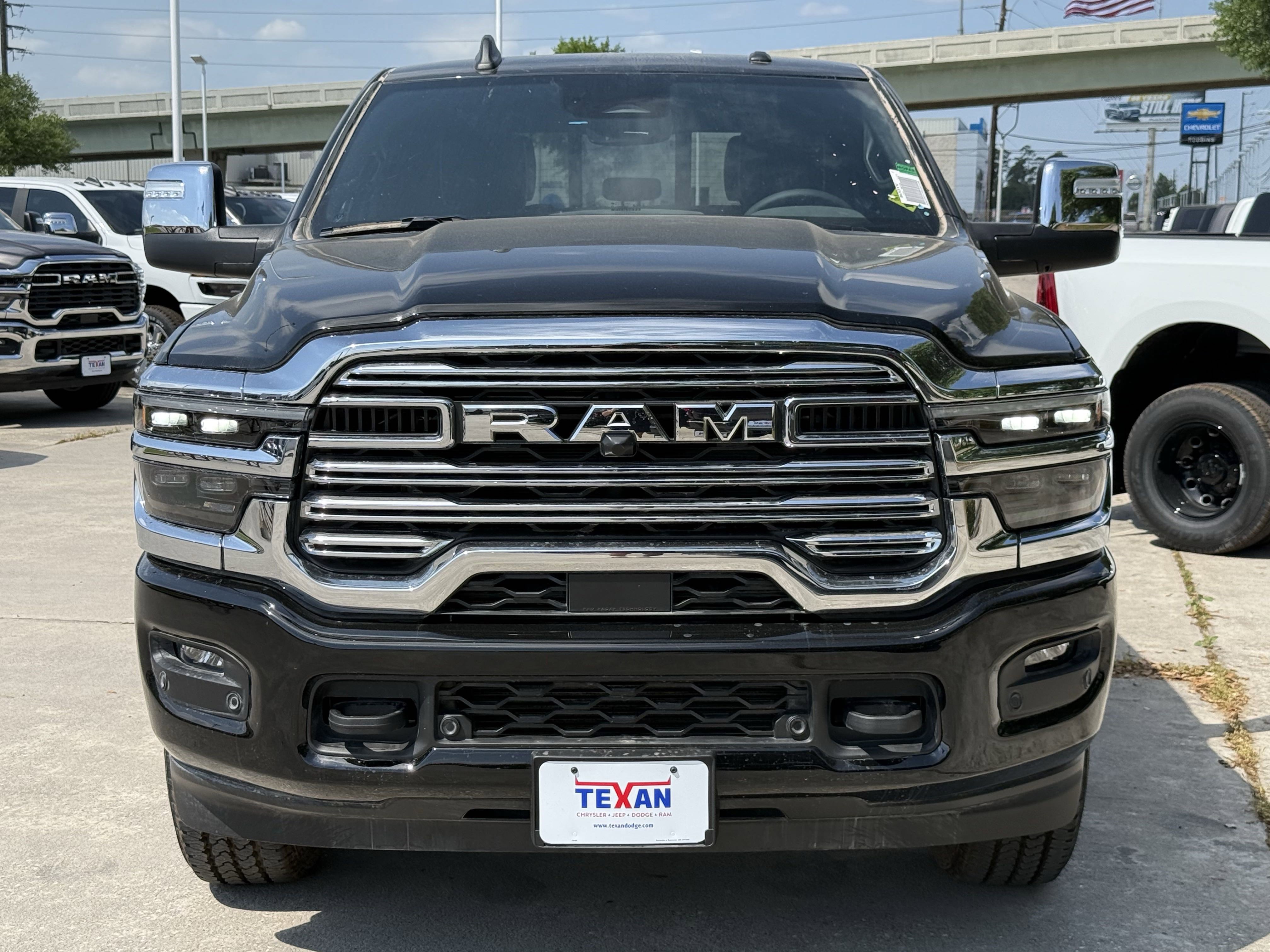 2025 Ram 2500 Laramie photo 2
